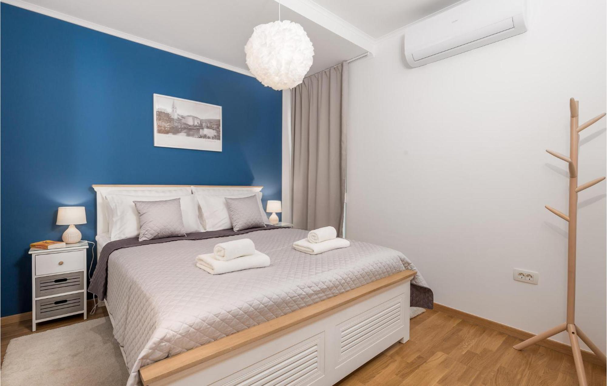 Amazing Apartment In Mali Losinj With Wifi Kültér fotó