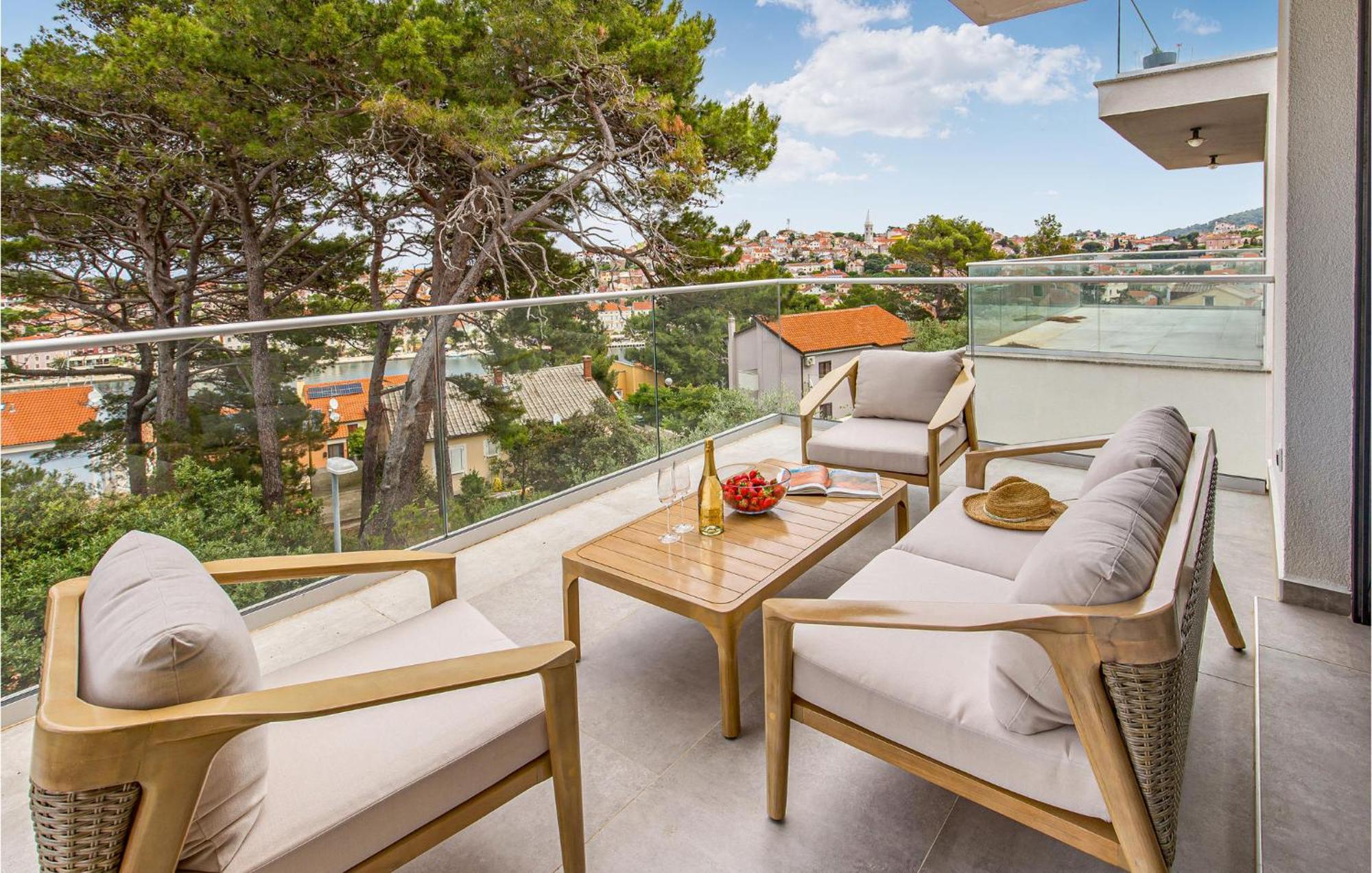 Amazing Apartment In Mali Losinj With Wifi Kültér fotó