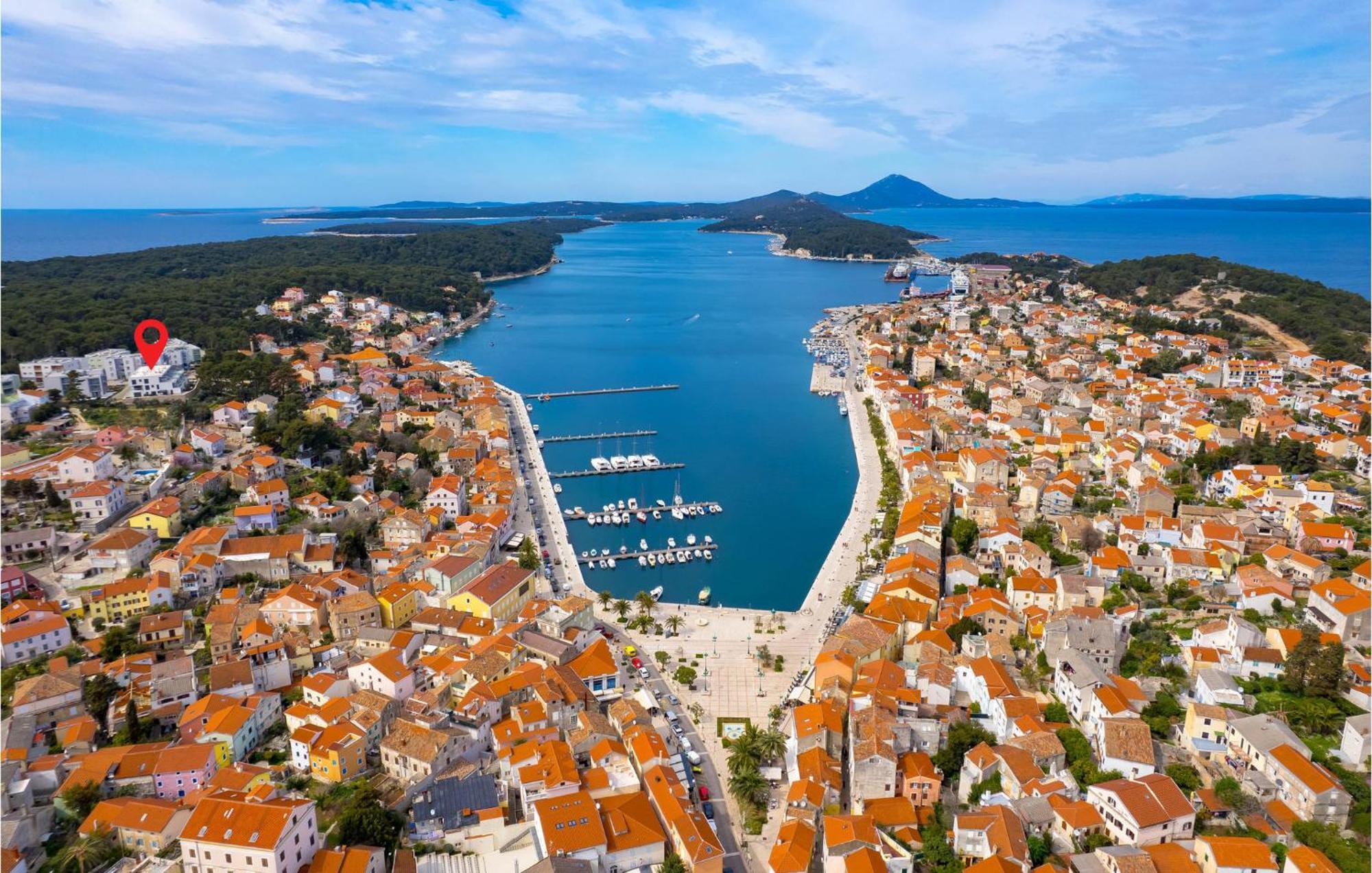 Amazing Apartment In Mali Losinj With Wifi Kültér fotó