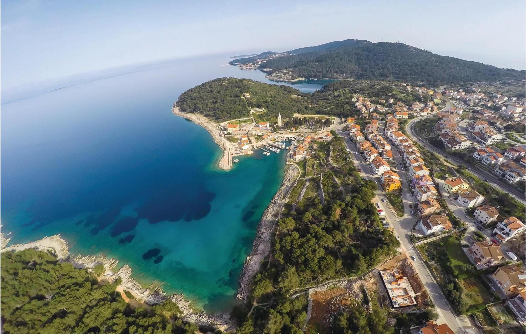 Amazing Apartment In Mali Losinj With Wifi Kültér fotó