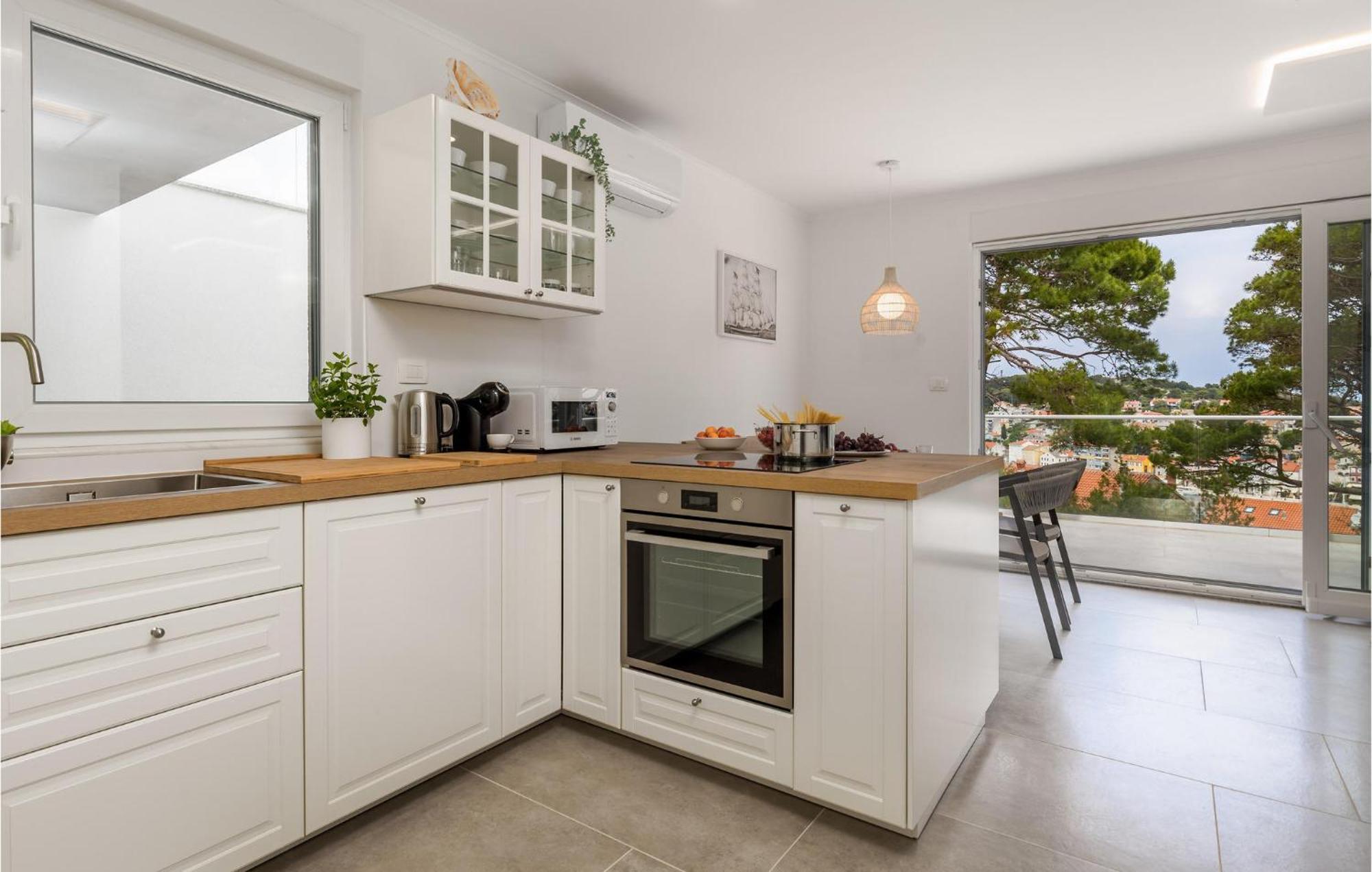 Amazing Apartment In Mali Losinj With Wifi Kültér fotó