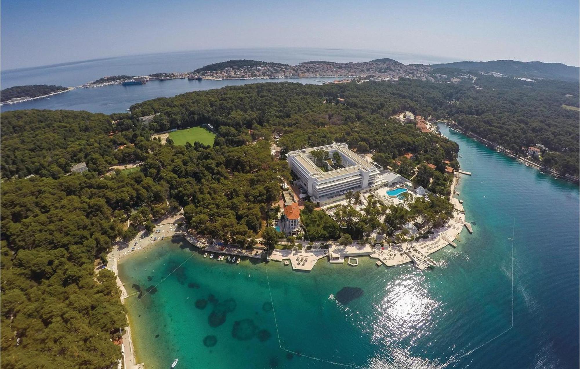 Amazing Apartment In Mali Losinj With Wifi Kültér fotó